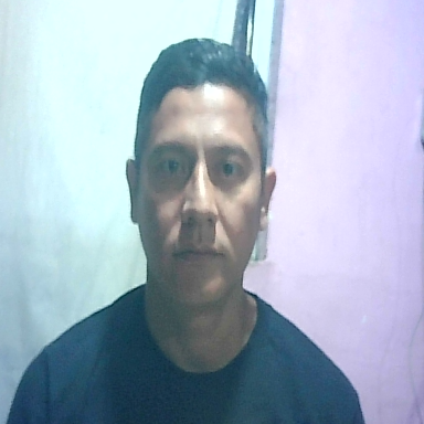 ROBERTO CAZARES