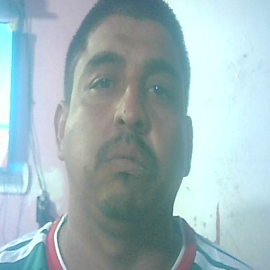 DANIEL ESQUIVEL